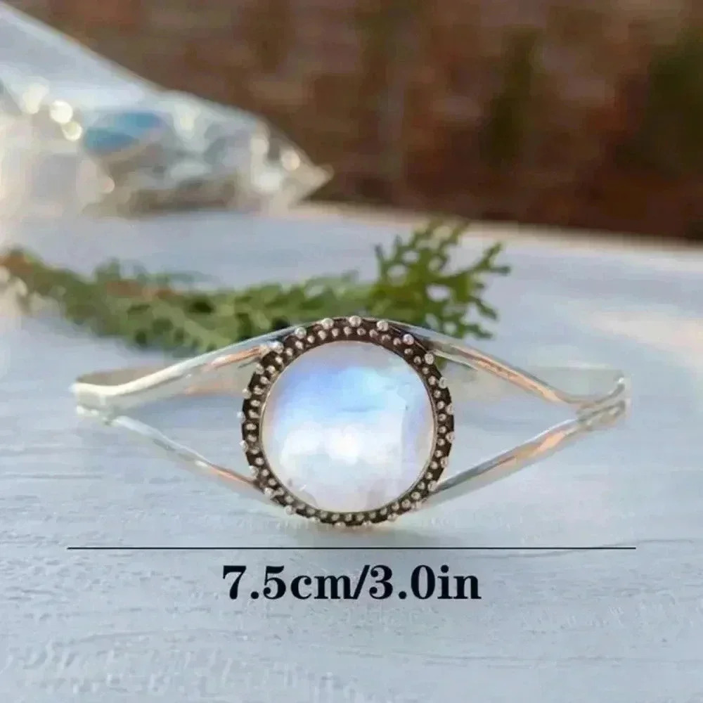 Bohemian retro style geometric round decor cuff bangle bracelet